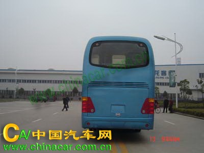 星凯龙牌HFX6122HW2型卧铺客车图片2