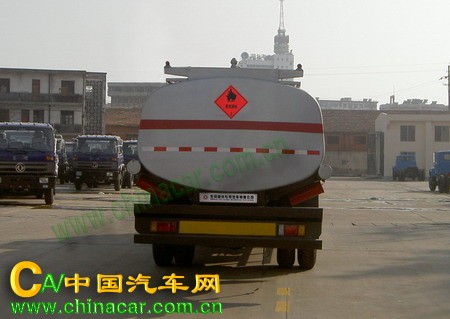 东风牌DFZ5121GHYL型化工液体运输车图片2