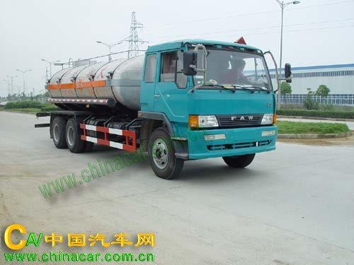 江淮扬天牌CXQ5257GHY型化工液体运输车图片1
