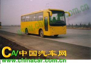 云马牌YM6800PZ型客车图片1