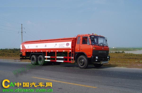 楚胜牌CSC5250GJY型加油车图片