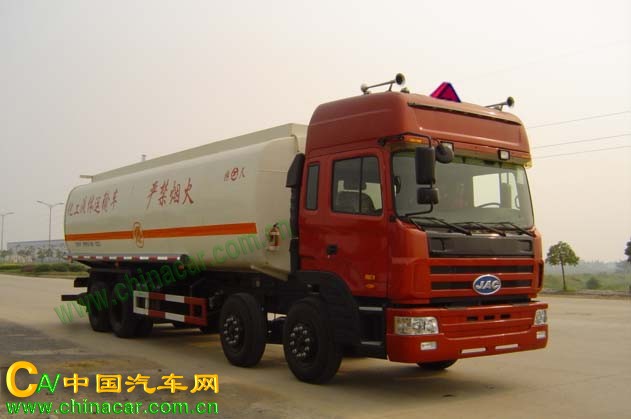 江淮扬天牌CXQ5313GHY型化工液体运输车图片1