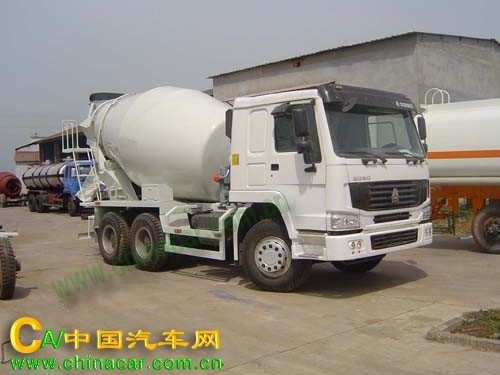 江淮扬天牌CXQ5251GJBZZ型混凝土搅拌运输车图片1
