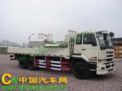 东风日产柴牌DND1251CWB459S1重型载货车
