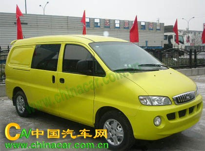 江淮牌HFC5036XXYLA3型厢式运输车图片1