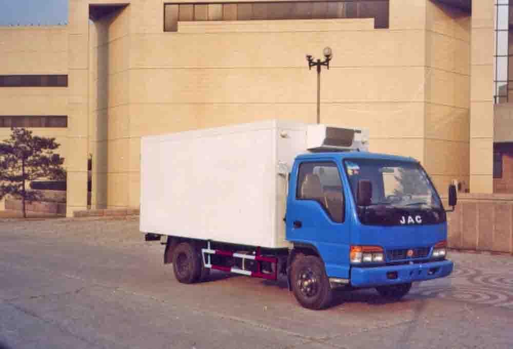 三晶-史密斯牌TY5040XLCHFPK1型冷藏车图片1