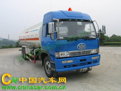 瑞江牌WL5253GHY型化工液体运输车图片