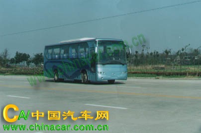 太湖牌XQ6115YH1型客车图片1