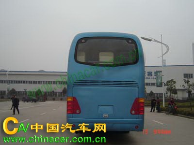星凯龙牌HFX6122HW2B型卧铺客车图片2