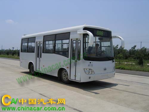春洲牌JNQ6800D1型城市客车图片1