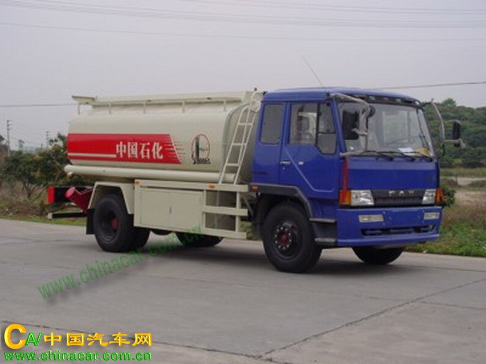 永强牌YQ5163GHY型化工液体运输车图片