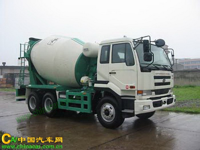 东风日产柴牌DND5241GJBCWB452H型重型混凝土搅拌运输车图片