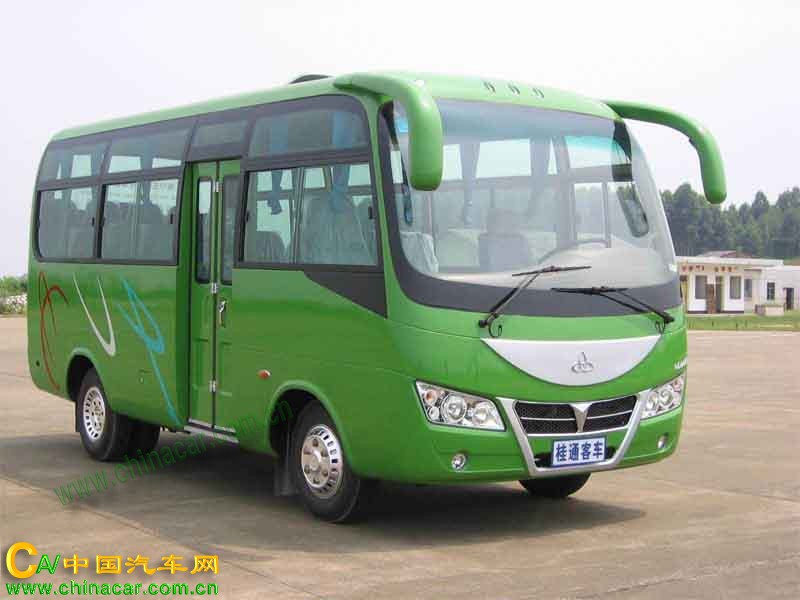 桂通牌NG6601C型轻型客车图片1