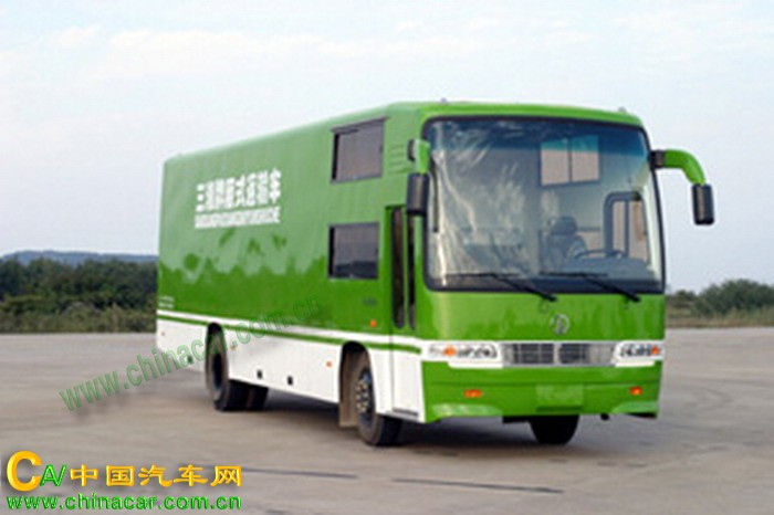 三湘牌CK5123XXYB型厢式运输车图片