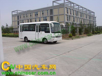 华夏牌AC6750KJ型客车图片2