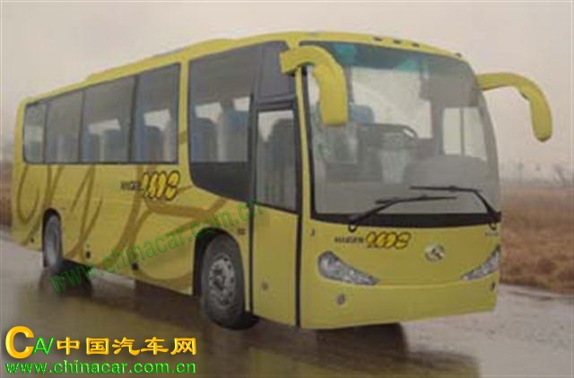金龙牌KLQ6100Q型旅游客车图片2