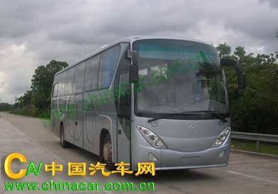 广通牌GTQ6122G3型大型豪华旅游客车