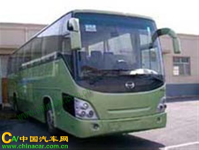 日野牌SFQ6115JSLL型旅游客车图片1