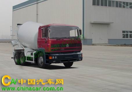 斯达-斯太尔牌ZZ5253GJBN3641F型混凝土搅拌运输车图片