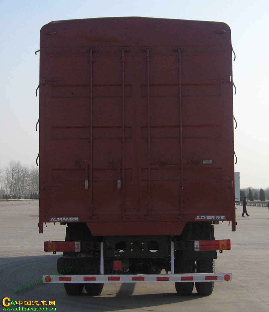欧曼牌BJ5203VKCJP-1型仓栅式运输车图片2