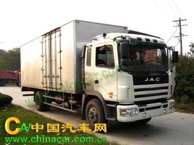 江淮牌HFC5162XXYK2R1型厢式运输车图片1