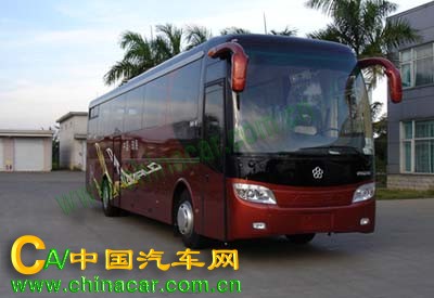 广通牌GTQ6126E3G3型大型豪华旅游客车