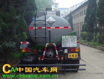 嘉陵江牌NC5140GHY型化工液体运输车图片2