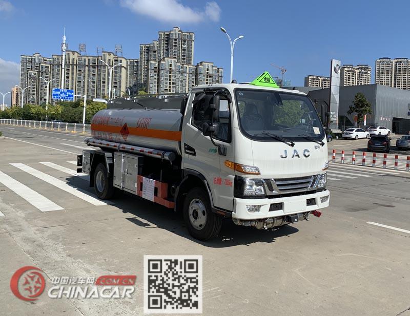 楚飞牌CLQ5071GJY6HFC型加油车图片