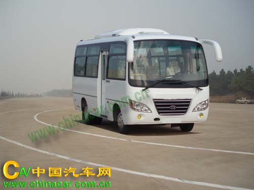 邦乐牌HNQ6610GE型城市客车图片3