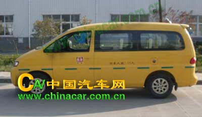 江淮牌HFC6500A3XCF型小学生校车图片2