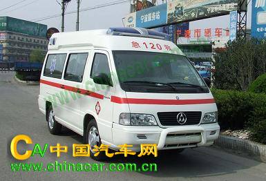 汇众(SHAC)牌SH5033XJHG型救护车图片1