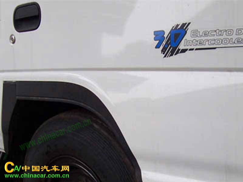 路之友牌ZHF5050XLC型冷藏车图片3