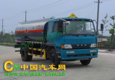 港粤牌HSD5161GHYC型化工液体运输车