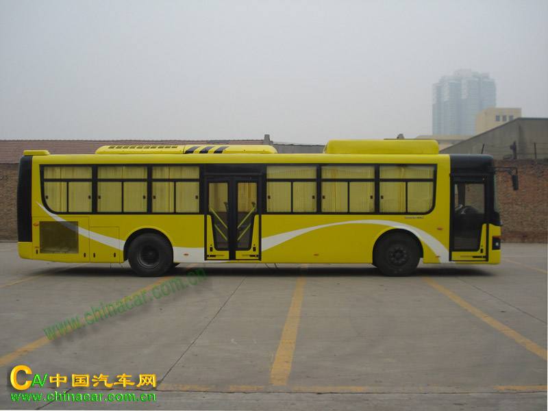 陕汽牌SX6121NG型城市客车图片2