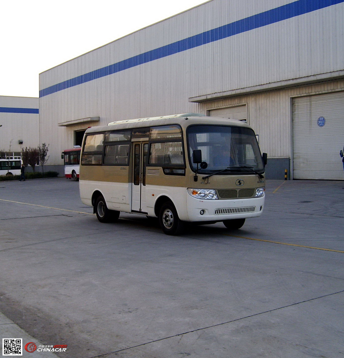 陕汽牌SX6600LDFN型客车图片3