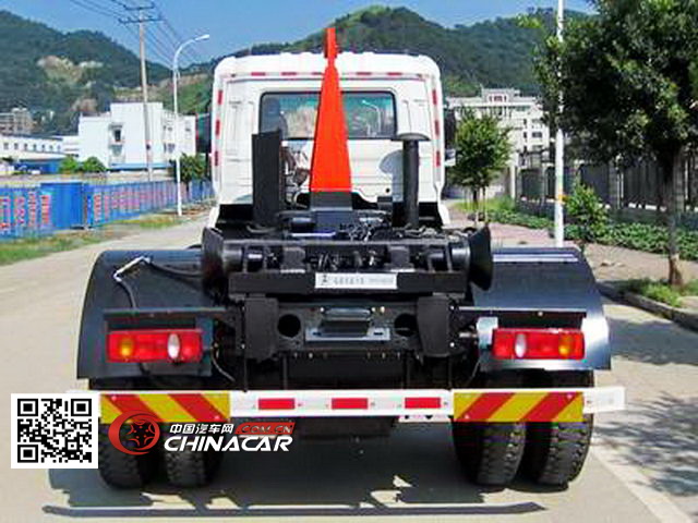 斯伏尔牌FHY5160ZXX4型车厢可卸式垃圾车