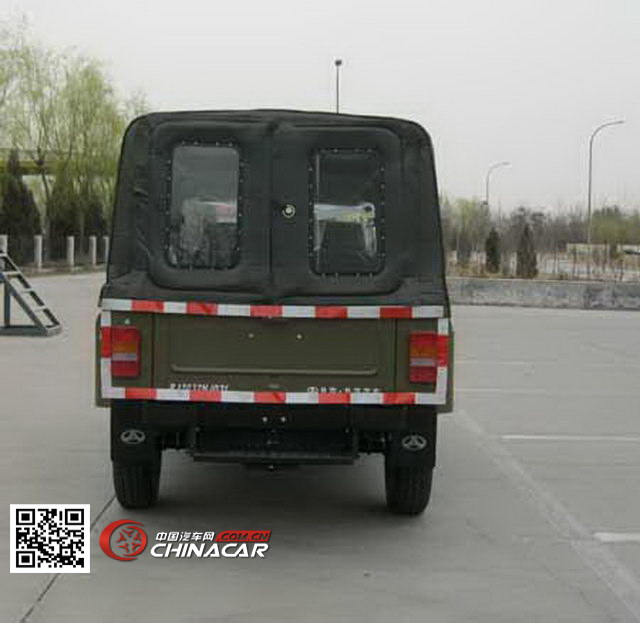 北京牌BJ2032HJD32型越野货车