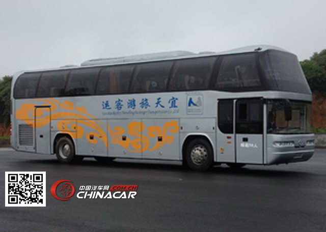 大汉牌HNQ6128HD型旅游客车图片3