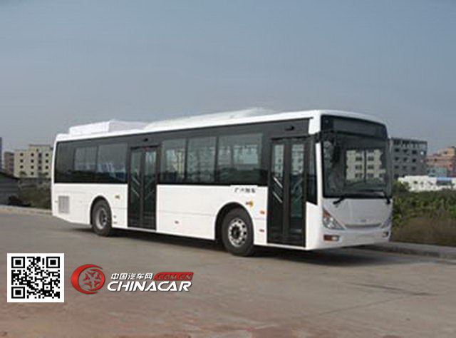 广汽牌GZ6113HEV6型混合动力城市客车