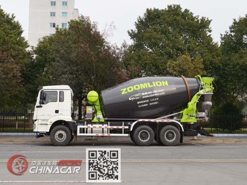 中联牌ZLJ5256GJBLF型混凝土搅拌运输车图片2