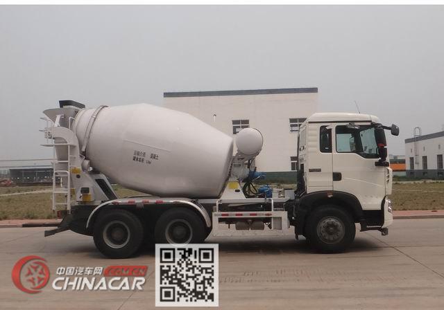 豪沃牌ZZ5257GJBN324GE1型混凝土搅拌运输车图片3