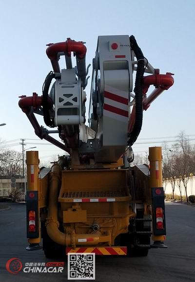 徐工牌XZJ5445THBB型混凝土泵车图片3