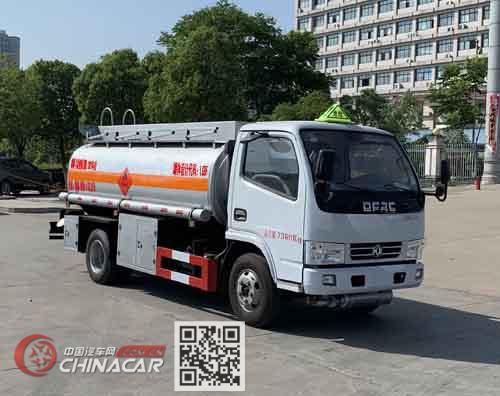 楚飞牌CLQ5071GJY5型加油车图片1