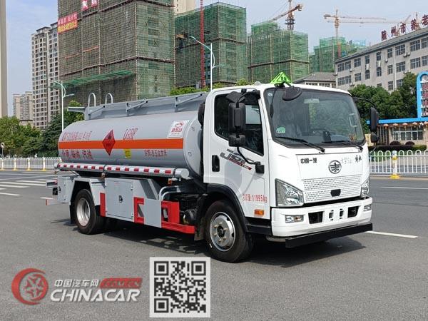 新东日牌YZR5120GJYC6型加油车图片
