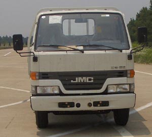 江铃牌JX1050DSL2型轻型载货汽车图片