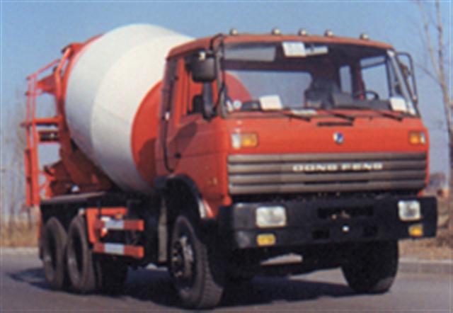 亚特重工牌TZ5240GJB型混凝土搅拌运输车图片