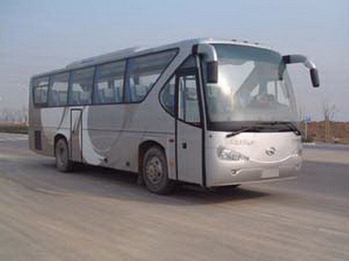 10.5米|24-45座金龙旅游客车(KLQ6108)