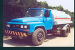 楚星牌WHZ5090GYY型运油车图片