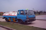 程力威牌CLW5070GYY型運油車
