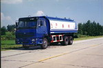 龙帝牌SLA5233GJYZ3型加油车图片